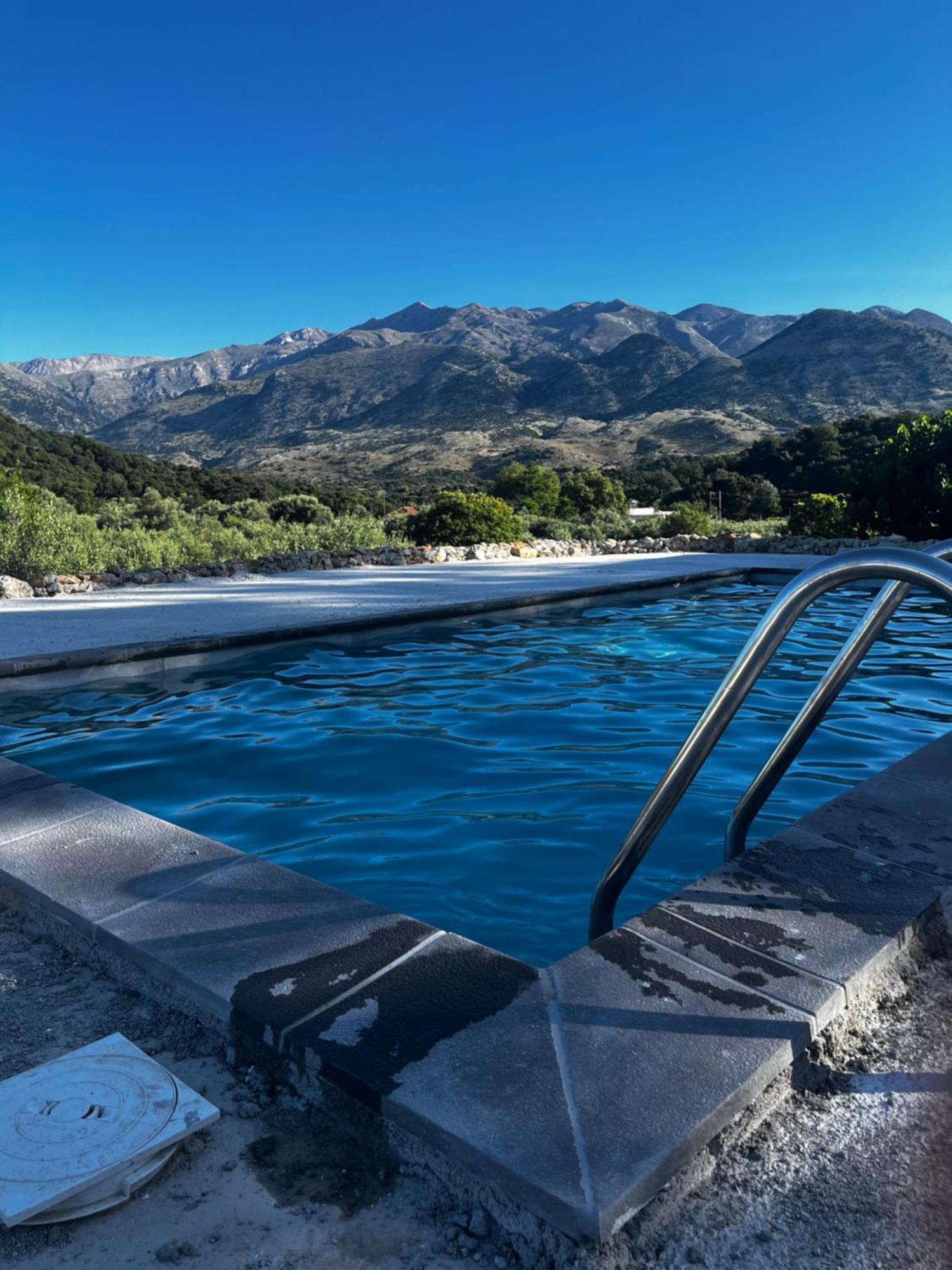 Pulchra Campis,Private Pool,Wifi,Parking Apartment Nerokouros Екстериор снимка